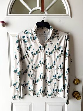 NWT Ariat Off-White LDS MD Long-Sleeve 1/4 Zip Shirt wTeal Forest Horse Print
